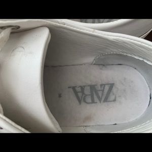 Zara Sneakers